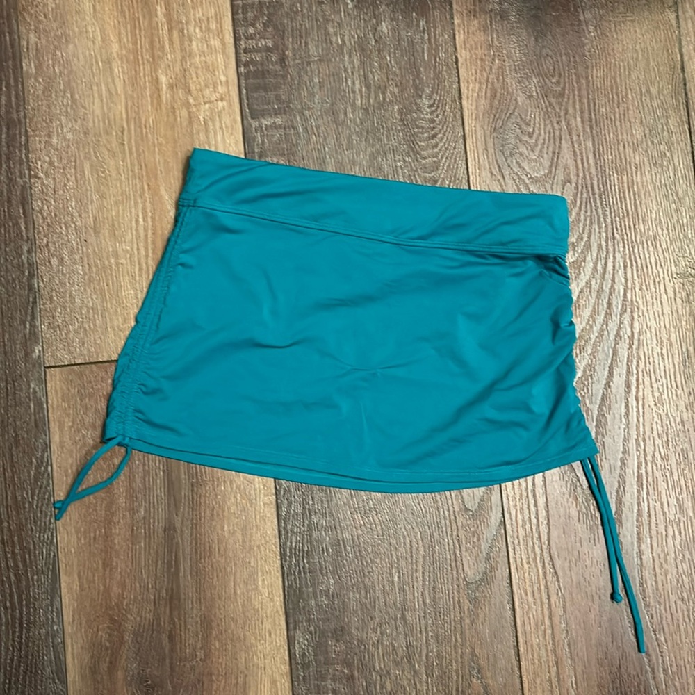 Athleta swim skirt